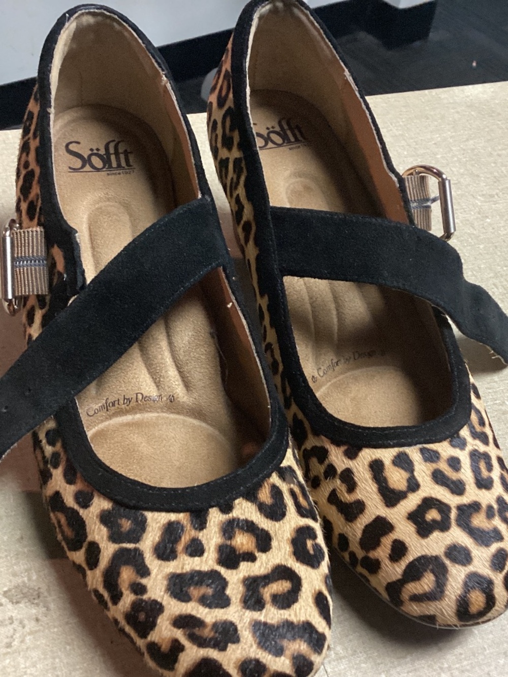 SOFFT. LEOPARD. SHOES CUTE HEELS. NEW. LOVELY. MUST SEE 8/1/2